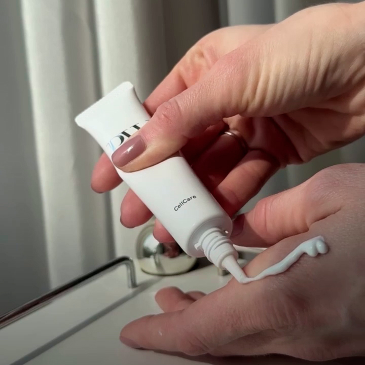 Отбеливающий солнцезащитный крем SPF50