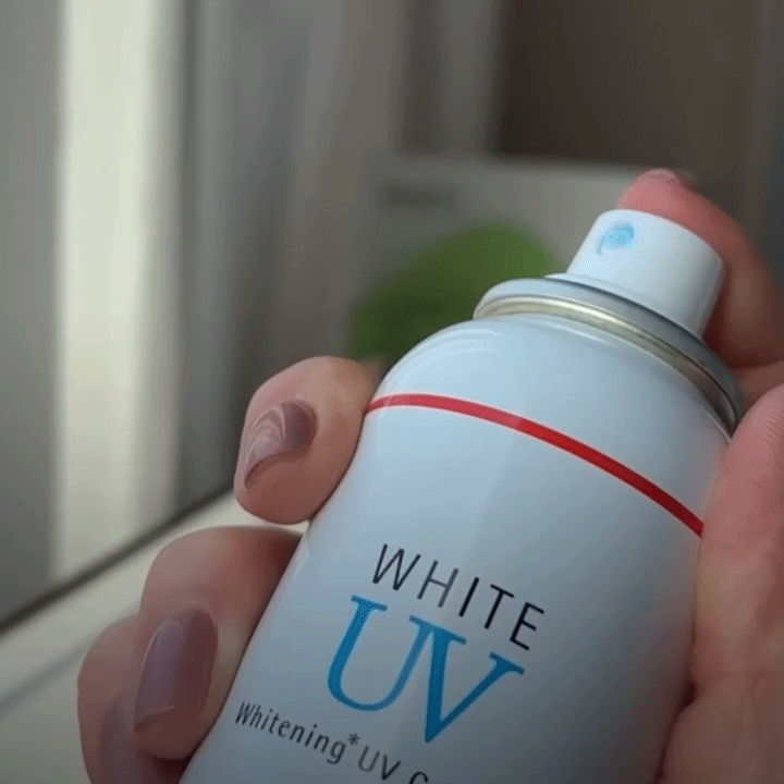 Солнцезащитный спрей SPF 50 для лица, тела и волос
